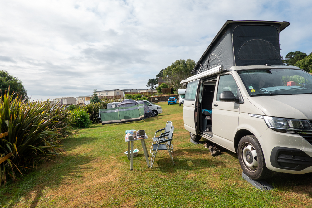 petit dejeuner au Camping Leonards Cove